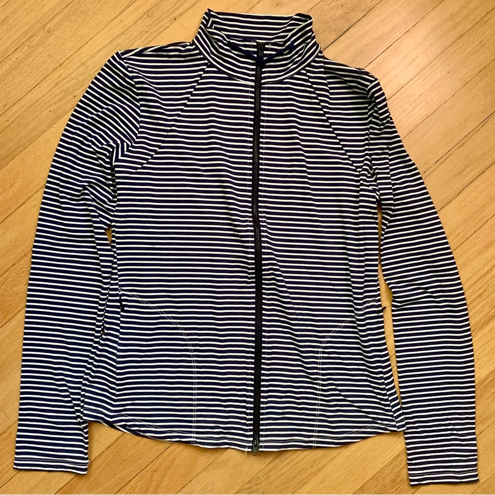 Carve Designs navy striped rash guards swim shirt M